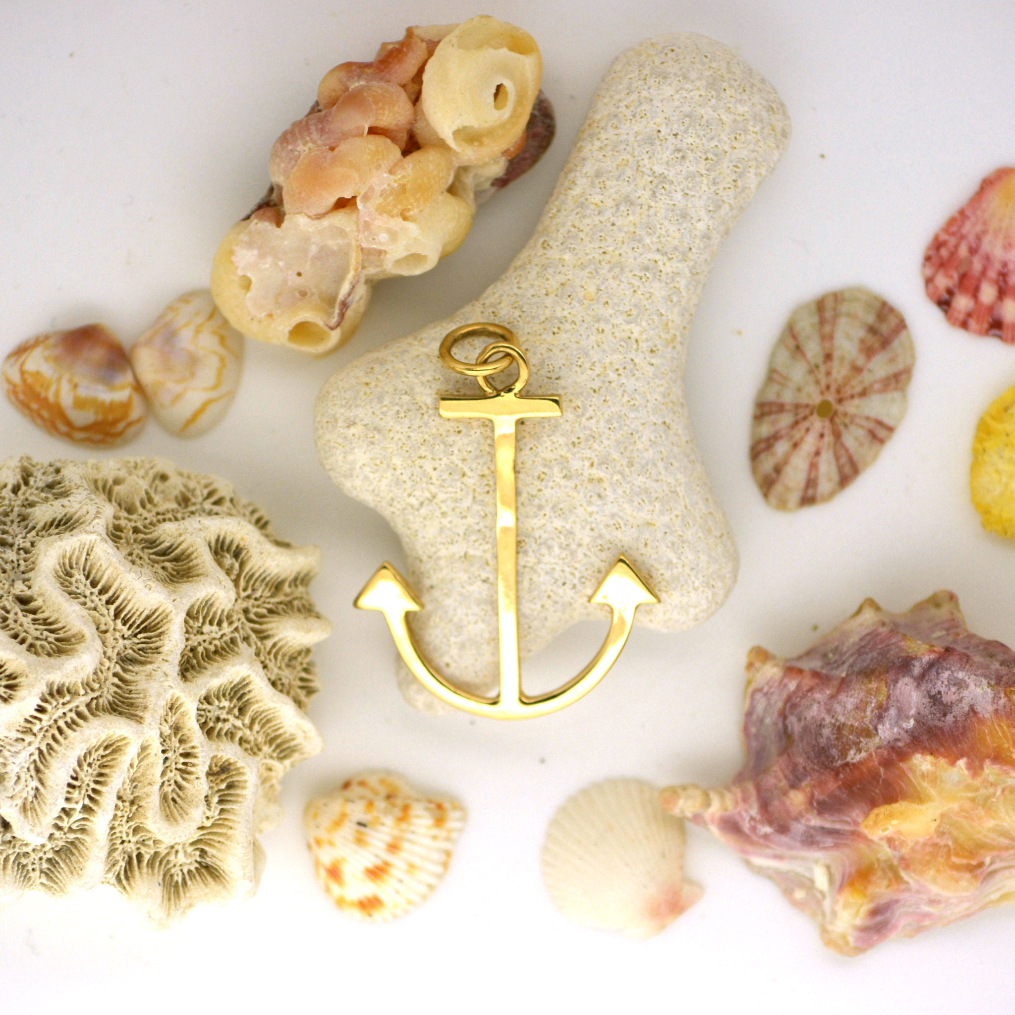 14K Gold Medium Plain Anchor Pendant - eGallery Shoppe