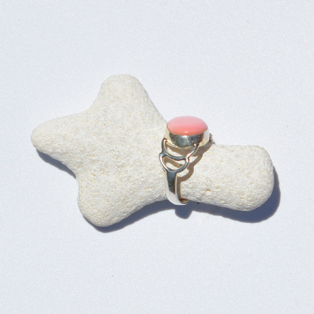 Pink Conch Shell Ring - eGallery Shoppe